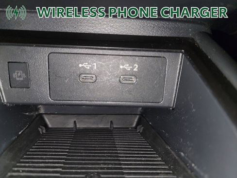 Used 2025 Nissan Kicks SR image 21