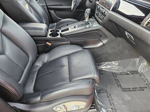 Used 2021 Porsche Macan S image 20