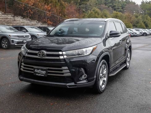 Used 2019 Toyota Highlander Limited image 11