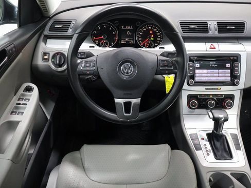 Used 2010 Volkswagen Passat Komfort image 16