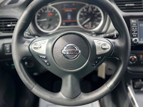 Used 2019 Nissan Sentra S FWD image 17