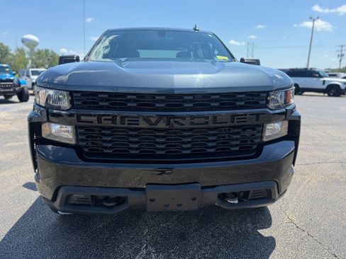 Used 2019 Chevrolet Silverado 1500 Custom Trail Boss image 2