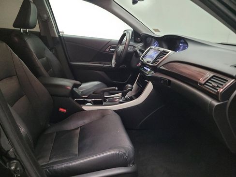 Used 2017 Honda Accord EX-L image 21