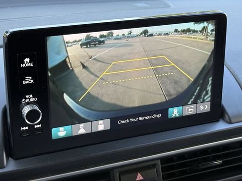 Used 2024 Honda Pilot EX-L image 16