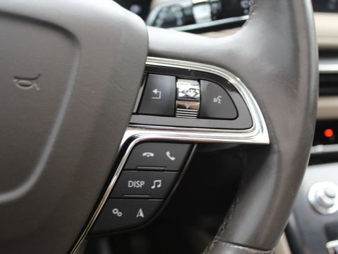 Used 2023 Lincoln Nautilus Reserve w/ Equipment Group 201A AWD/4WD image 11