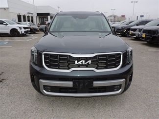 Used 2023 Kia Telluride SX video 2