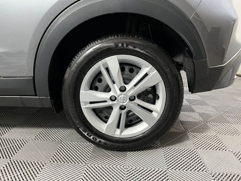 Used 2025 Nissan Kicks Play S image 19