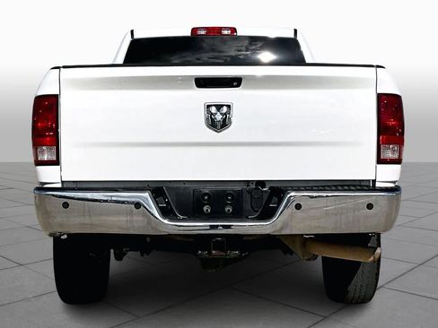 Used 2018 RAM 2500 Tradesman w/ Chrome Appearance Group image 4