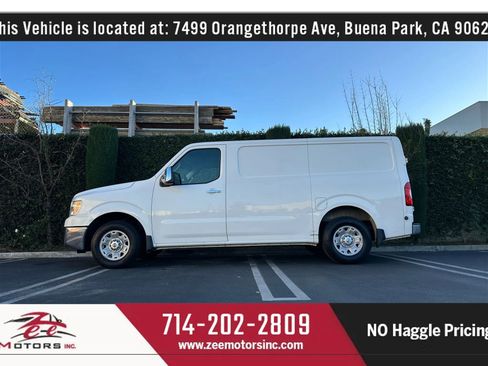 Used 2012 Nissan NV 2500 SV w/ Technology Pkg image 11