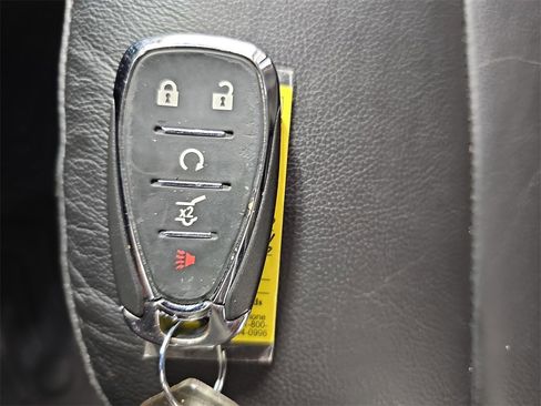 Certified 2020 Chevrolet Traverse LT w/ LT Premium Package image 43