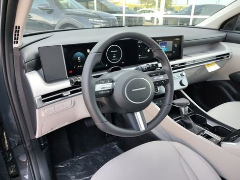 New 2025 Hyundai Tucson SEL FWD image 9