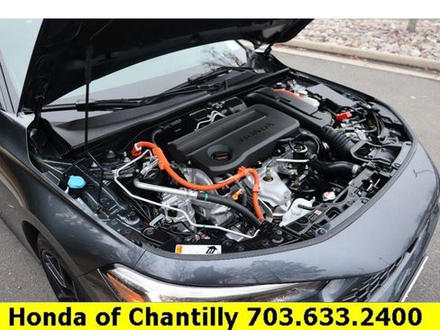 Certified 2025 Honda Civic Sport image 28
