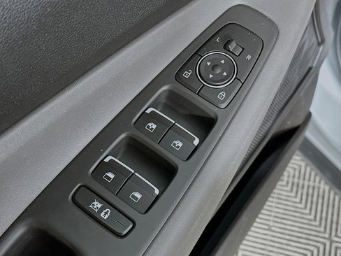 Used 2020 Hyundai Santa Fe SEL image 17