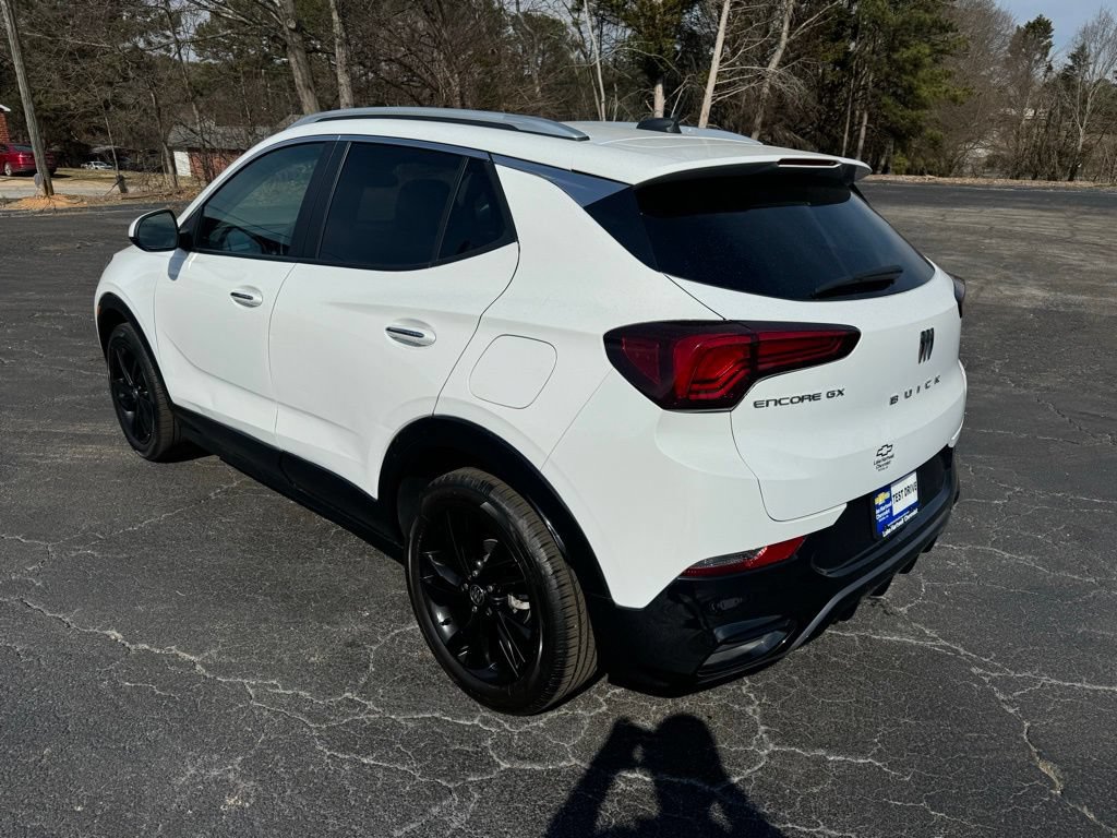 Certified 2024 Buick Encore GX Sport Touring w/ Comfort Package FWD image 3