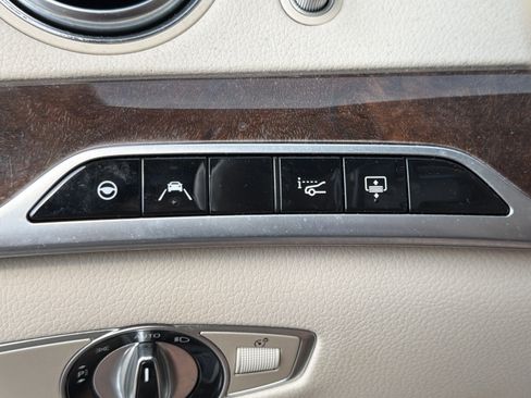 Used 2019 Mercedes-Benz S 560 Sedan image 21