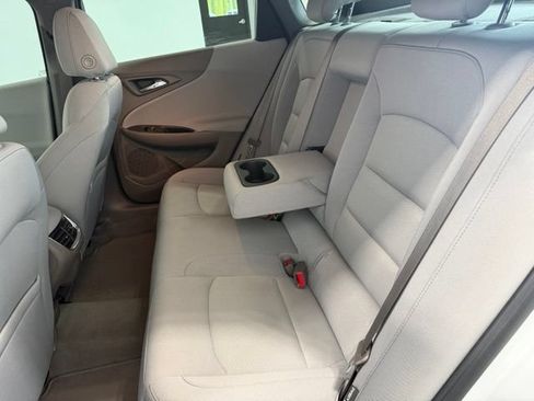 Used 2022 Chevrolet Malibu LT FWD image 26