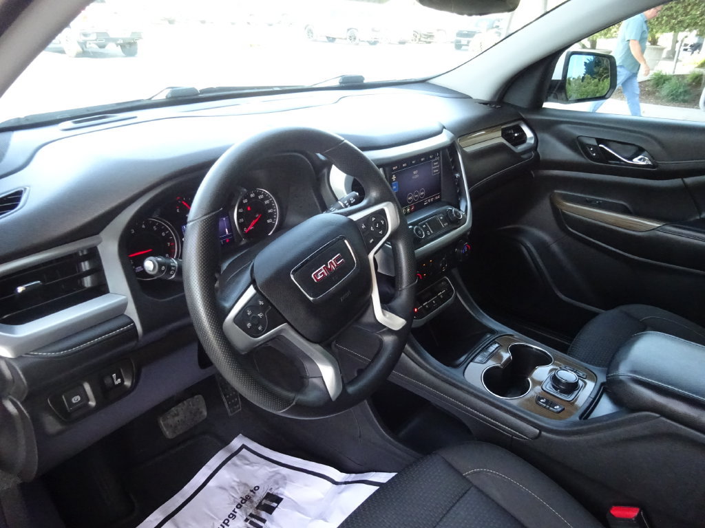 Certified 2021 GMC Acadia SLE w/ Driver Convenience Package FWD image 11
