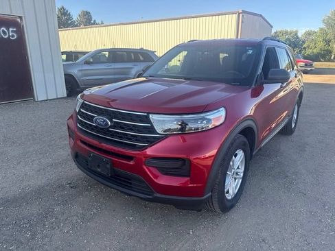 Used 2020 Ford Explorer XLT AWD/4WD image 5