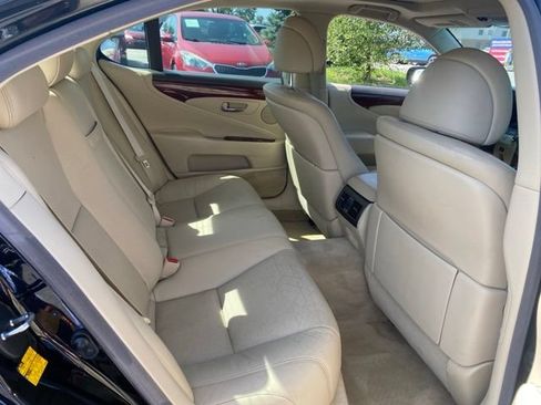 Used 2010 Lexus LS 460 AWD image 22