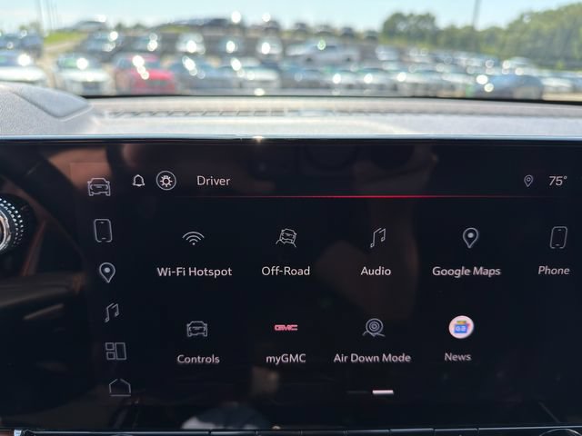 Used 2024 GMC Canyon AT4 w/ Canyon Safety Plus Package AWD/4WD image 41