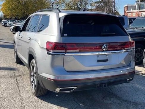 Used 2024 Volkswagen Atlas SE image 5