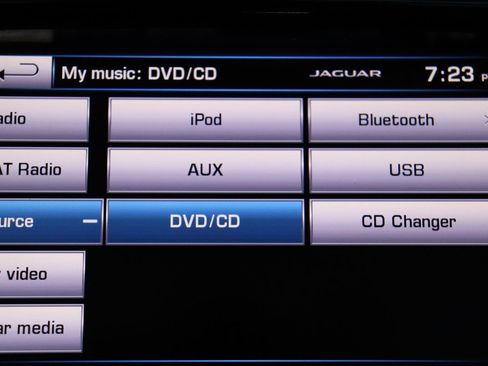 Used 2014 Jaguar XJ L Portfolio image 26