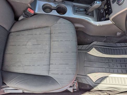 Used 2008 Ford Focus SE FWD image 24