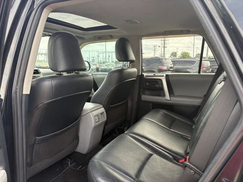 Used 2011 Toyota 4Runner SR5 w/ Premium Pkg w/Leather image 18