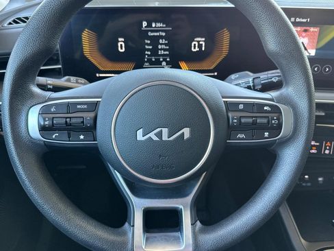 Used 2025 Kia K5 LXS FWD image 15