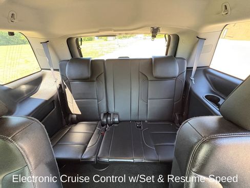 Used 2017 Chevrolet Tahoe LT w/ LT Signature Package AWD/4WD image 27