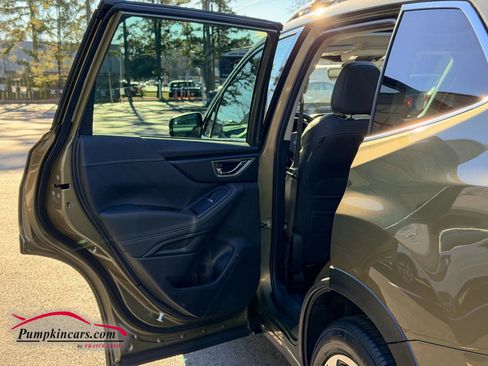 Used 2023 Subaru Forester Touring image 26