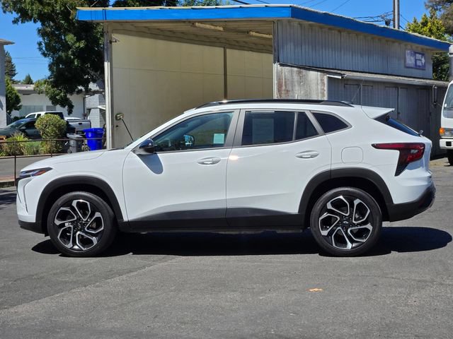 Used 2024 Chevrolet Trax RS w/ Driver Confidence Package FWD image 8