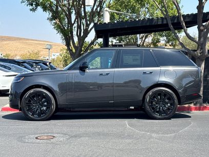 New 2026 Land Rover Range Rover SE