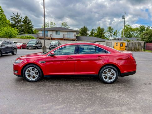 Used 2018 Ford Taurus SEL w/ Equipment Group 201A FWD image 11