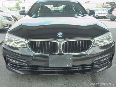 Used 2018 BMW 540i xDrive AWD/4WD image 2