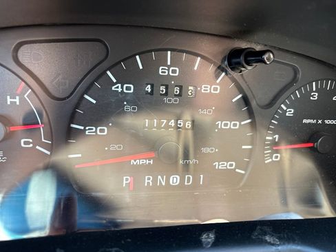 Used 2003 Ford Taurus SES FWD image 11
