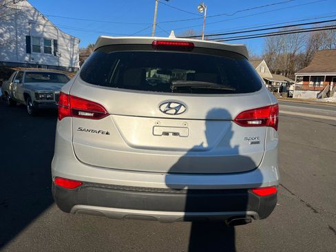 Used 2015 Hyundai Santa Fe Sport image 4