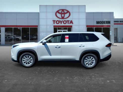 New 2026 Toyota Grand Highlander XLE AWD/4WD image 3