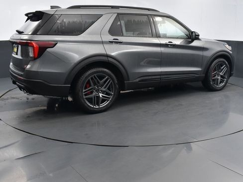 New 2026 Ford Explorer ST w/ Sun And Sound Package image 4