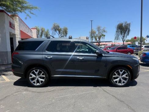 Used 2020 Hyundai Palisade SEL FWD image 2