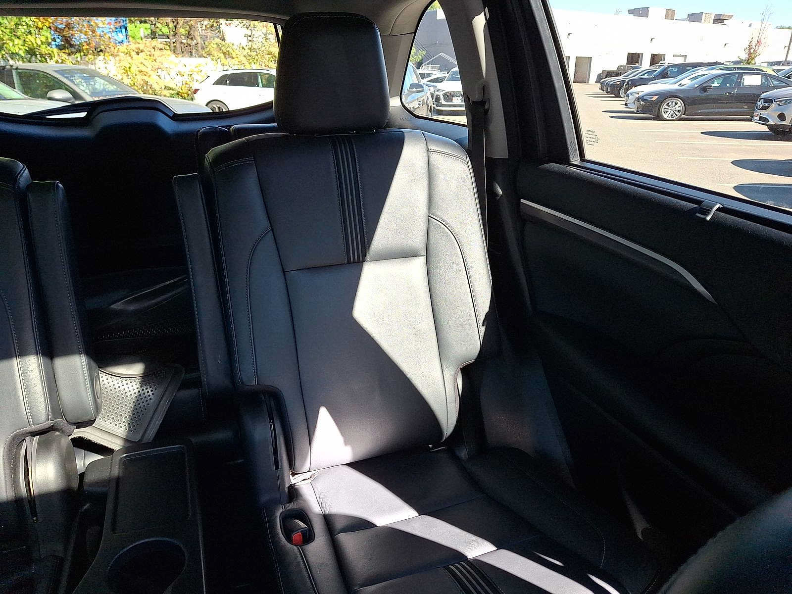 Used 2017 Toyota Highlander SE w/ Carpet Mat Package AWD/4WD image 14