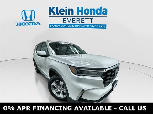 New 2025 Honda Pilot EX-L image 1