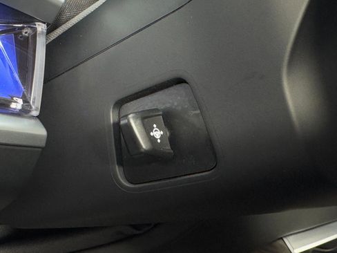 Used 2024 BMW i7 eDrive50 w/ M Sport Package image 20