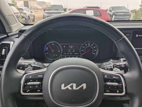 Used 2022 Kia Sorento SX image 28