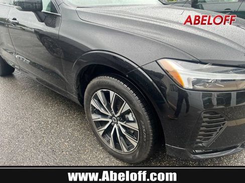Used 2025 Volvo XC60 B5 Core AWD/4WD image 1