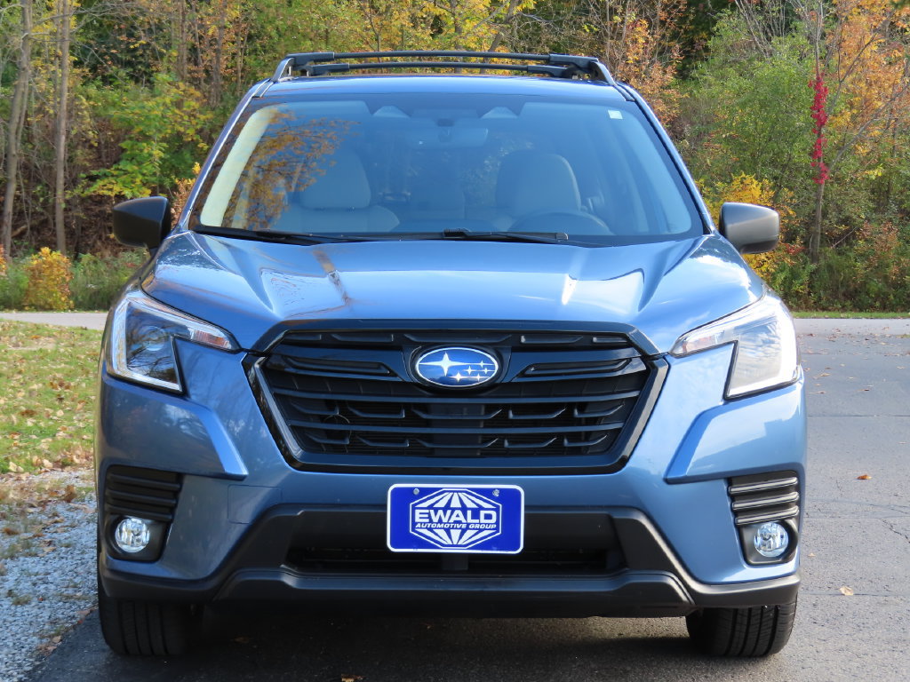 Used 2023 Subaru Forester AWD/4WD image 13