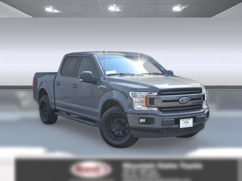 Used 2018 Ford F150 XLT w/ Equipment Group 302A Luxury AWD/4WD image 6