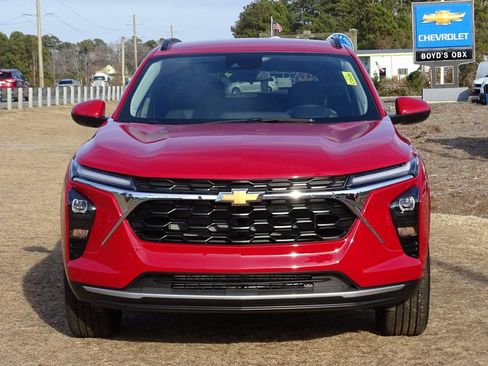 New 2026 Chevrolet Trax LT w/ Driver Confidence Package image 6