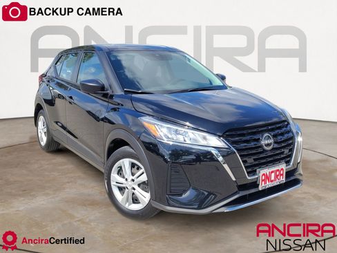 Used 2024 Nissan Kicks S FWD image 1