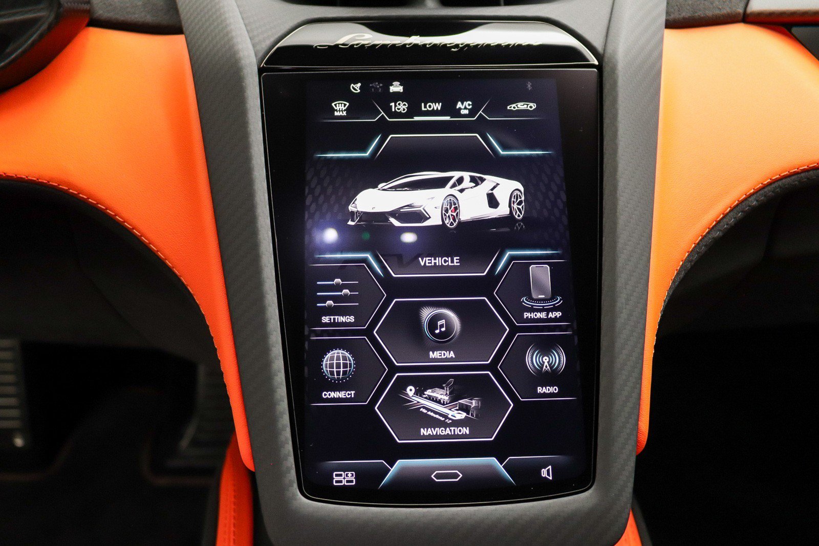 Used 2024 Lamborghini Revuelto AWD/4WD image 17